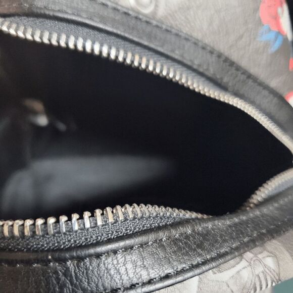 Loungefly OG HEART LOGO Star Wars Darth Vader Floral Tattoo Mini Backpack - Picture 4 of 4